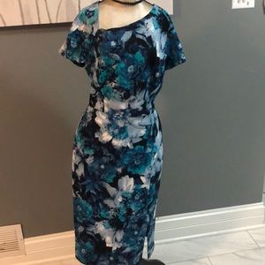 Maggie London  floral dress